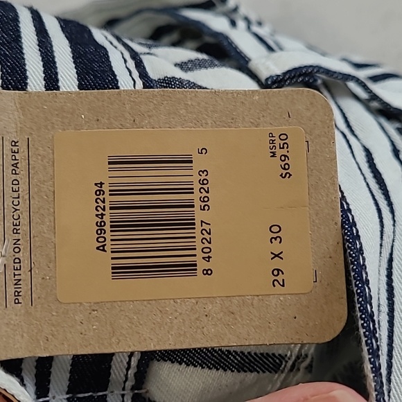 NWT Levi's Navy Blue & White Striped Straight Leg/Relaxed Fit Jeans size 29x30 - Picture 7 of 11